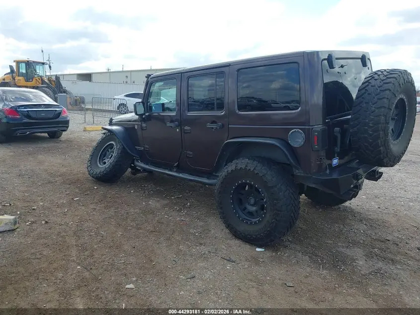 2013 JEEP WRANGLER UNLIMITED SAHARA