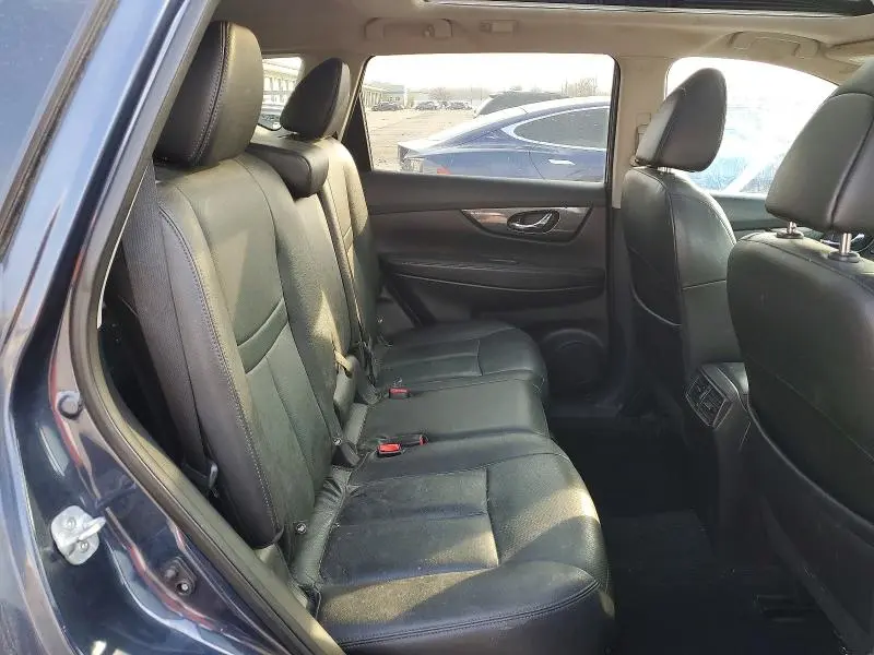 2016 NISSAN ROGUE S  