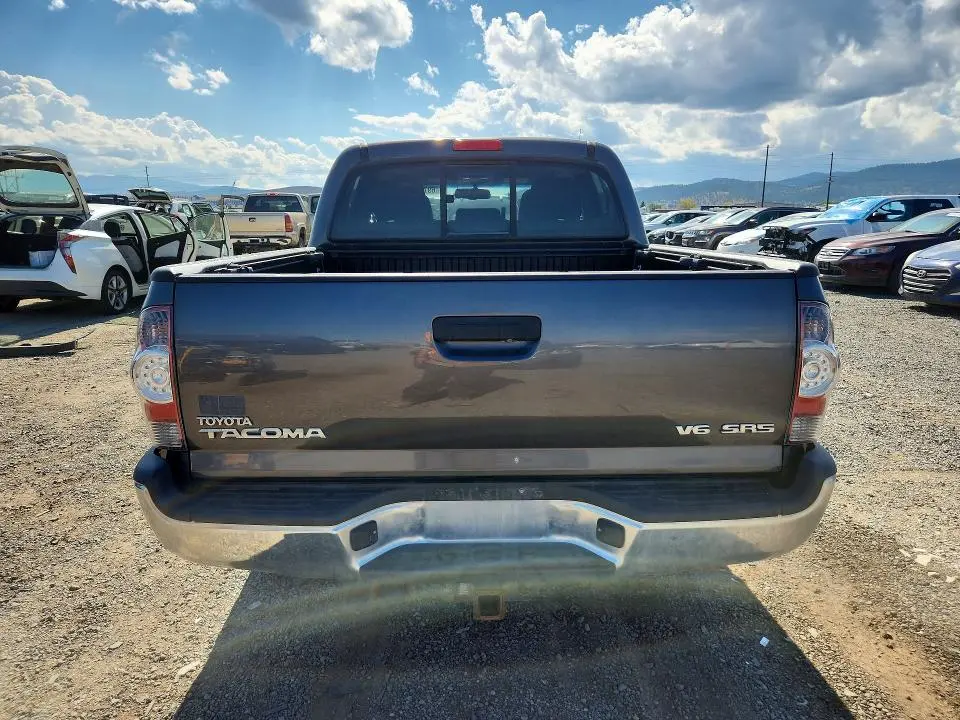 2013 TOYOTA TACOMA V6  