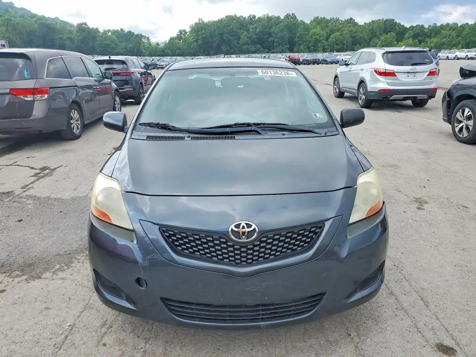 2010 TOYOTA YARIS BASE  