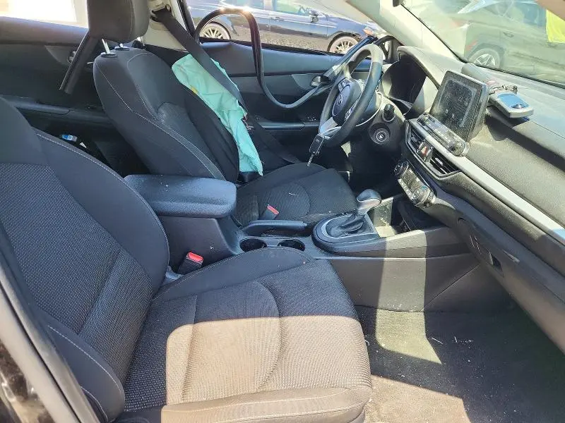 2019 KIA FORTE LXS  