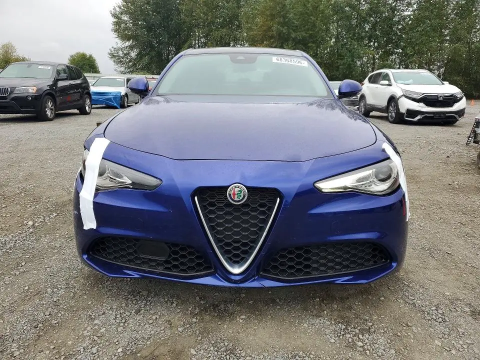 2021 ALFA ROMEO GIULIA SPORT  