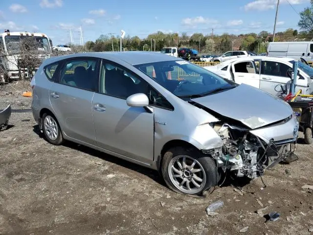 2013 TOYOTA PRIUS V   
