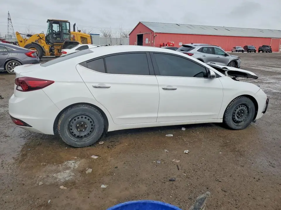 2020 HYUNDAI ELANTRA SEL  