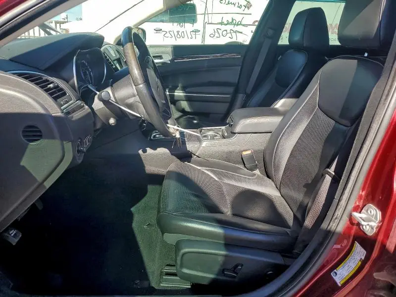 2019 CHRYSLER 300 LIMITED  