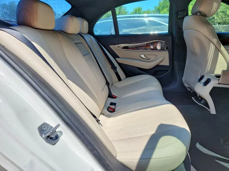2017 MERCEDES-BENZ E 300 4MATIC  