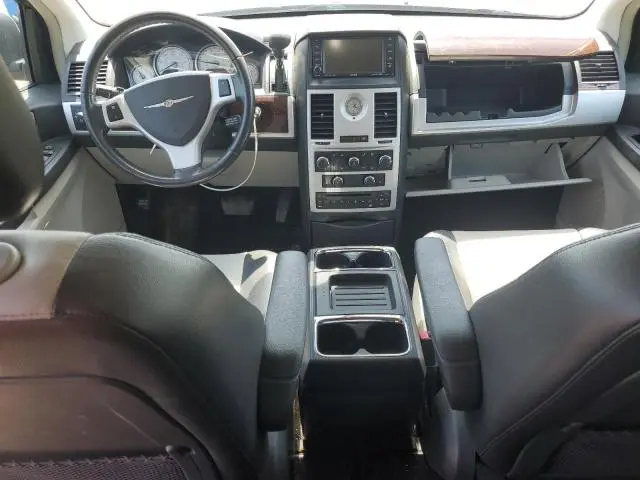 2010 CHRYSLER TOWN & COUNTRY TOURING PLUS  
