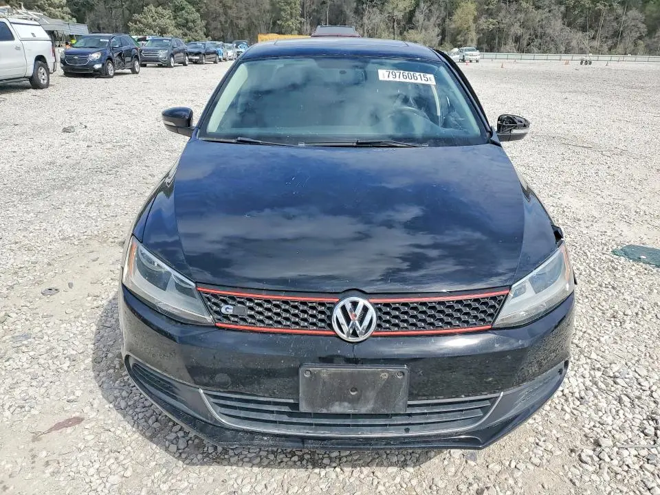 2014 VOLKSWAGEN JETTA SE  