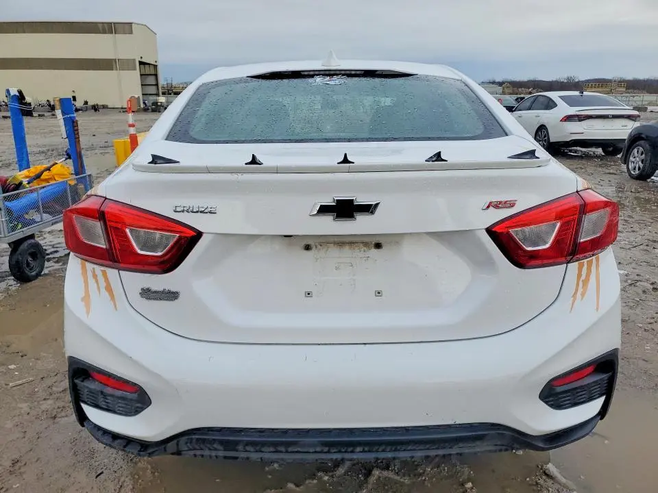 2019 CHEVROLET CRUZE LT  