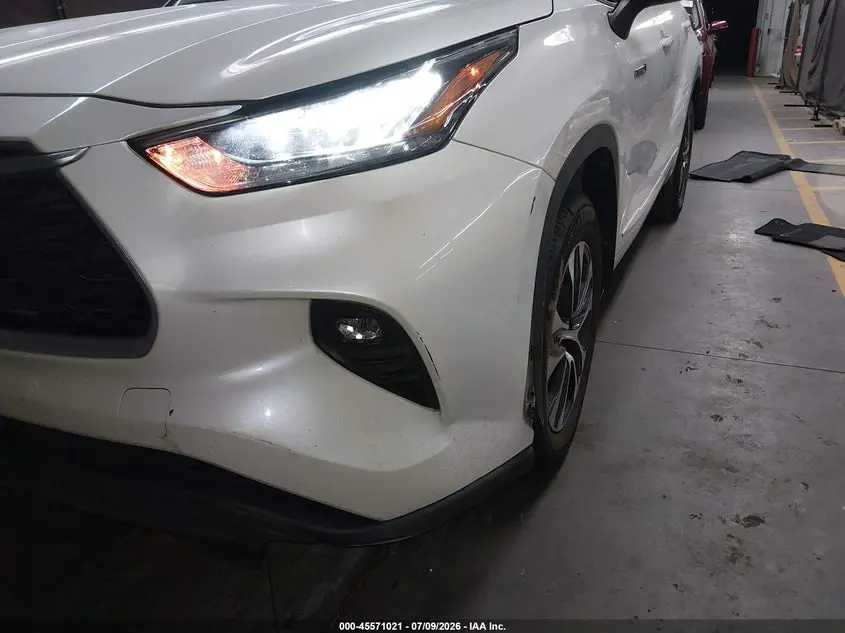 2020 TOYOTA HIGHLANDER HYBRID XLE
