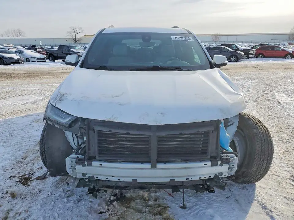 2022 CHEVROLET TRAVERSE LT  
