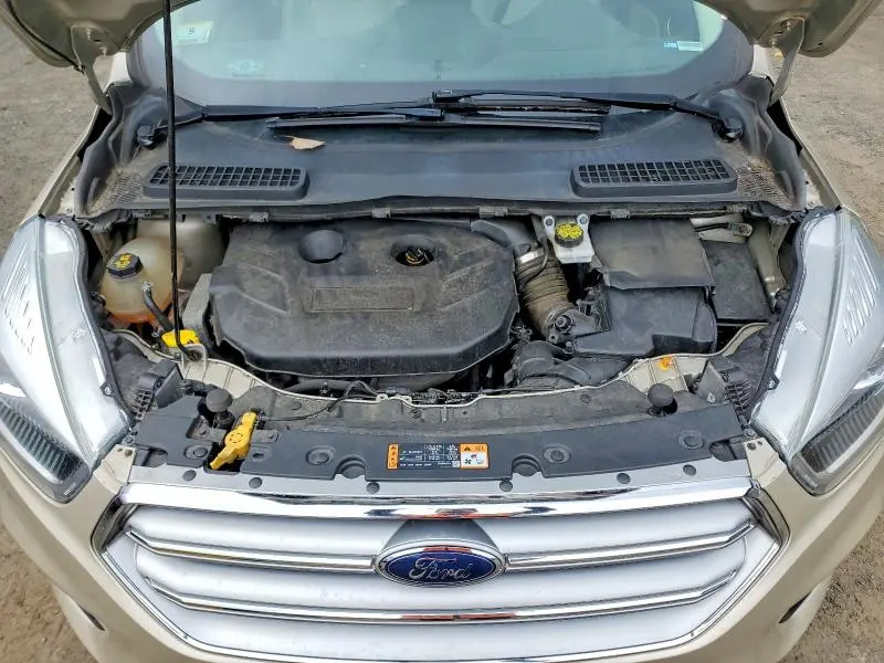 2017 FORD ESCAPE TITANIUM  