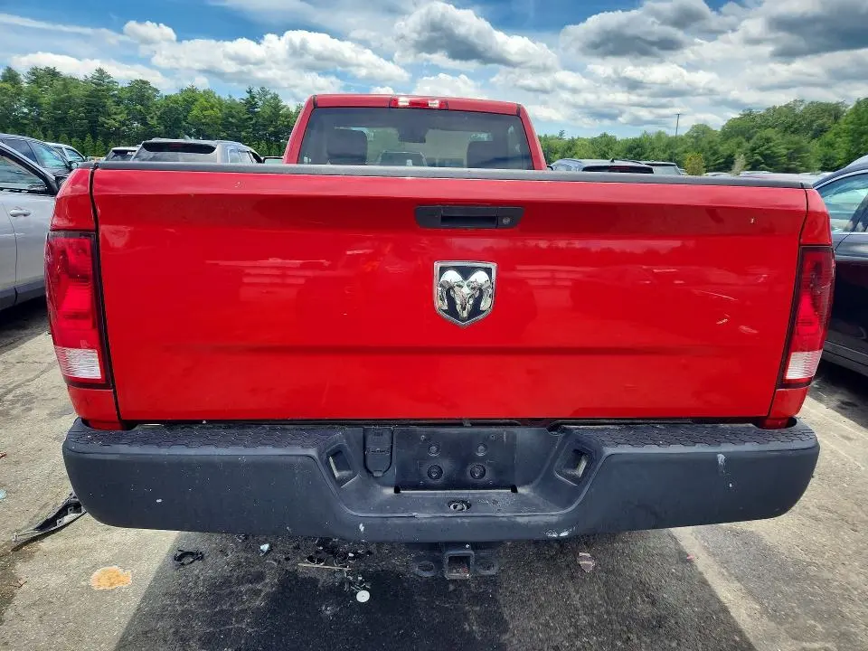 2014 RAM 1500 ST  