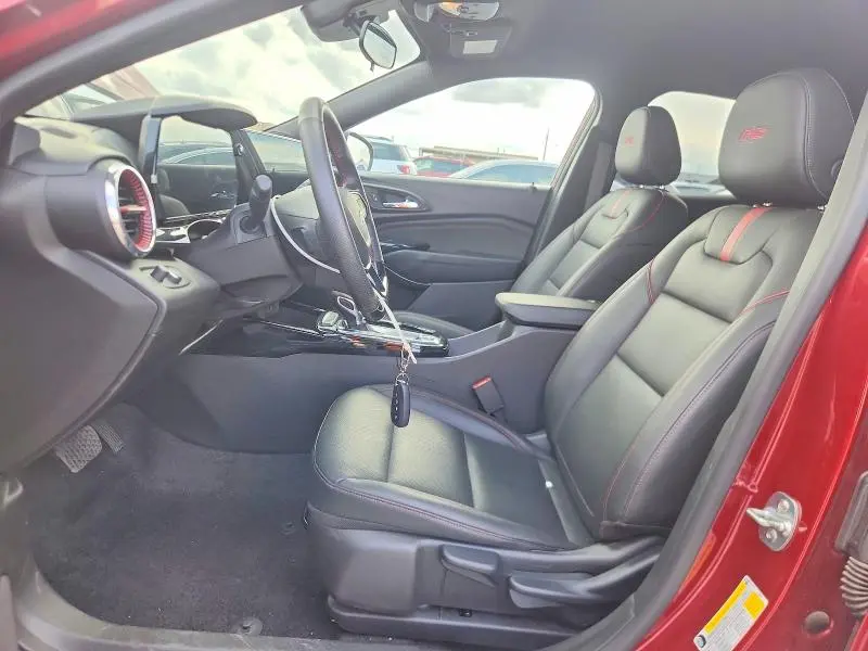 2025 CHEVROLET TRAX 2RS  