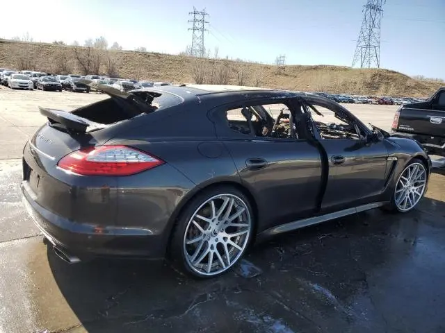 2012 PORSCHE PANAMERA 2  