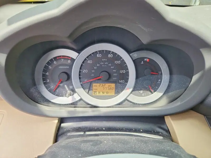 2011 TOYOTA RAV4 BASE  