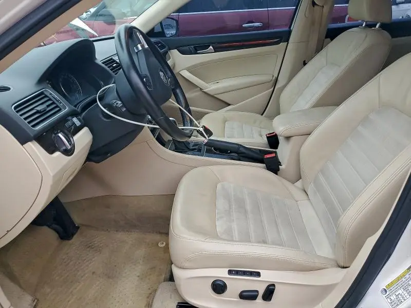 2014 VOLKSWAGEN PASSAT SEL  