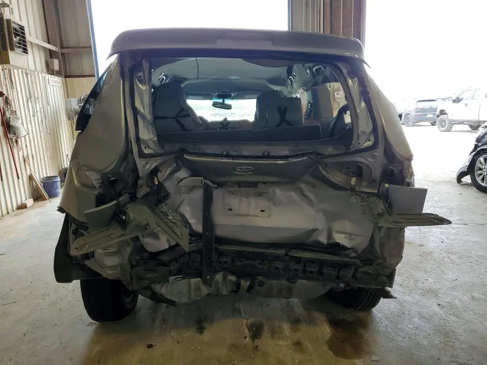 2011 TOYOTA SIENNA LE  