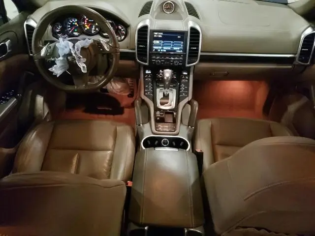 2014 PORSCHE CAYENNE   