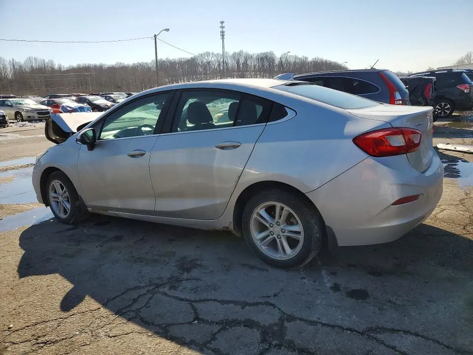 2016 CHEVROLET CRUZE LT  