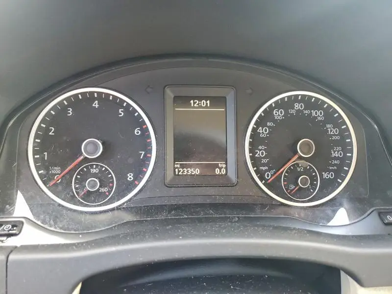 2017 VOLKSWAGEN TIGUAN S  