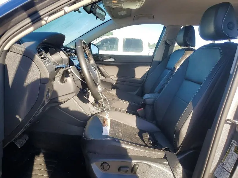 2021 VOLKSWAGEN TIGUAN SE  