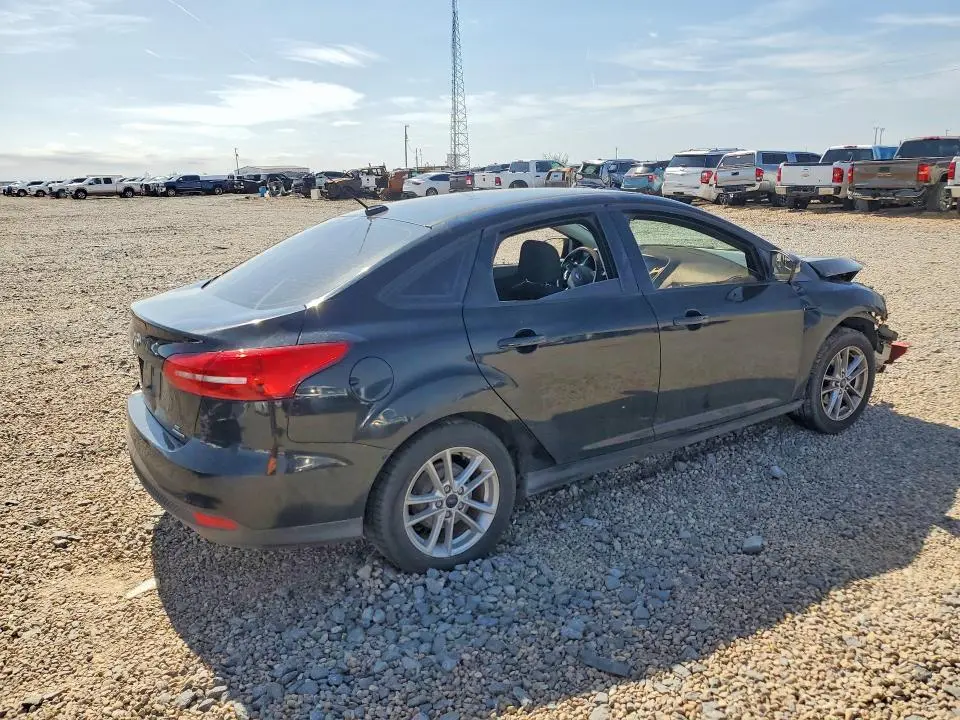 2016 FORD FOCUS SE  