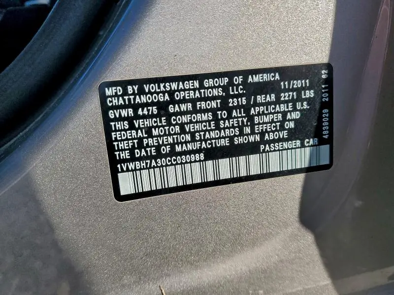 2012 VOLKSWAGEN PASSAT SE  