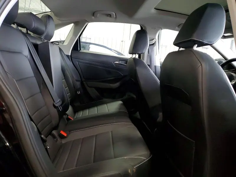2024 VOLKSWAGEN JETTA SE  