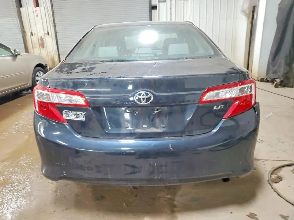 2014 TOYOTA CAMRY LE  
