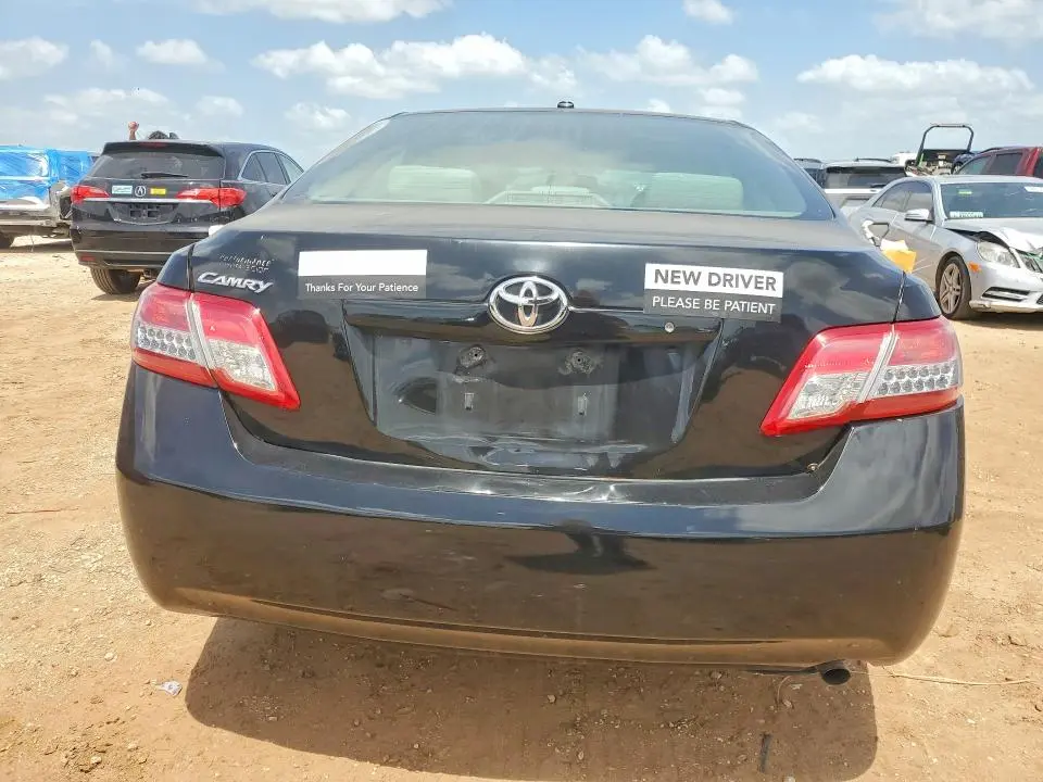 2011 TOYOTA CAMRY BASE  