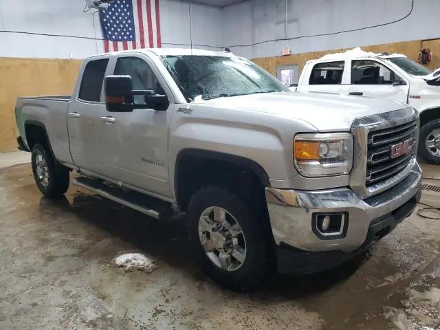 2015 GMC SIERRA K2500 SLE  