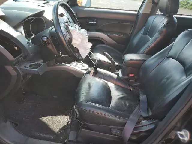 2011 MITSUBISHI OUTLANDER ES