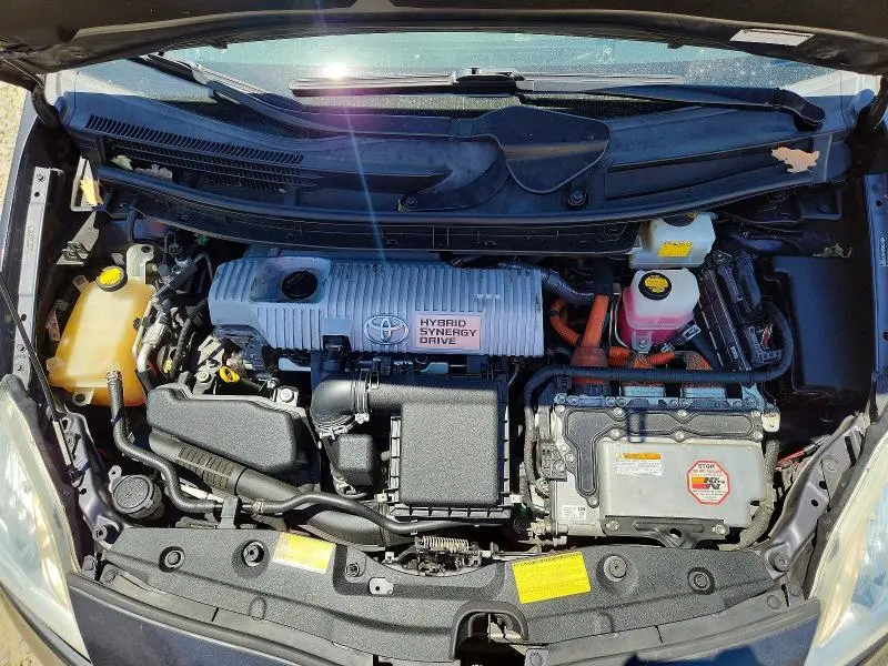 2012 TOYOTA PRIUS THREE  