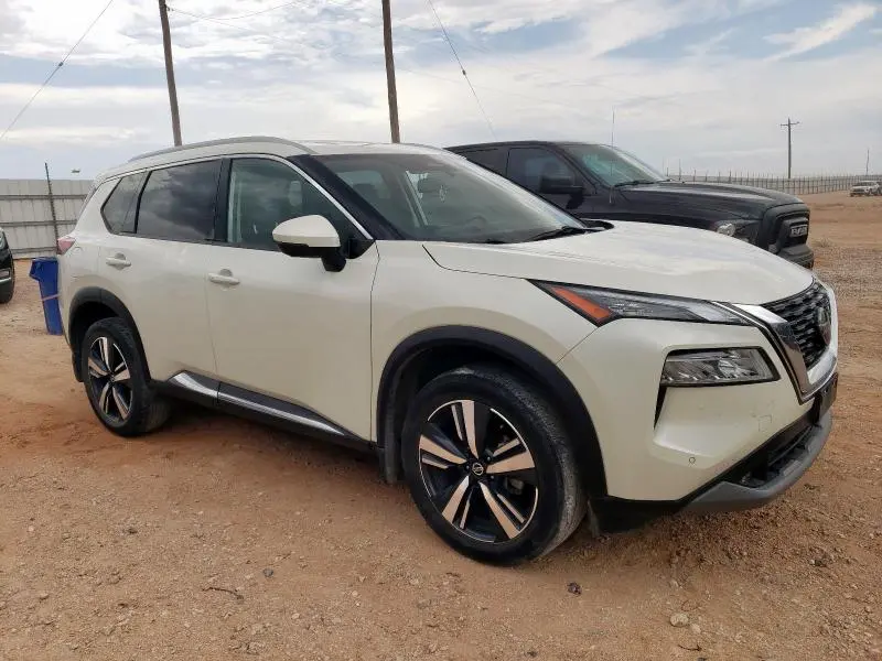 2021 NISSAN ROGUE SL  