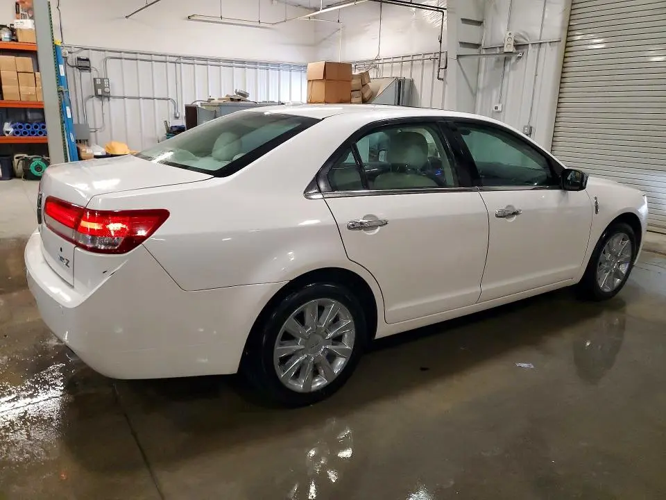 2012 LINCOLN MKZ   