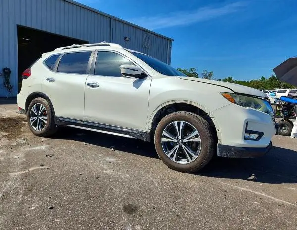 2018 NISSAN ROGUE SL  