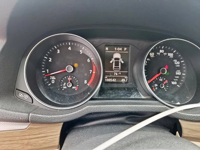 2016 VOLKSWAGEN PASSAT SE  