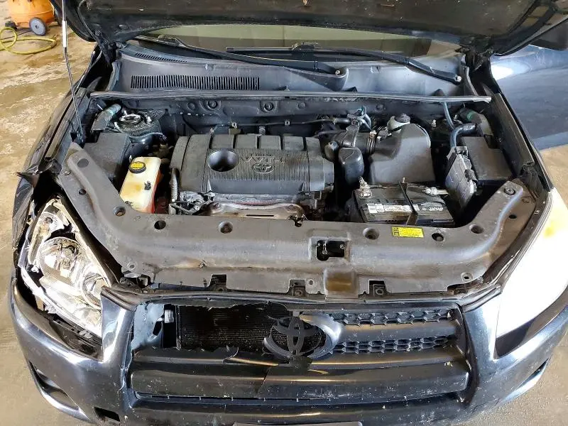 2011 TOYOTA RAV4 BASE  
