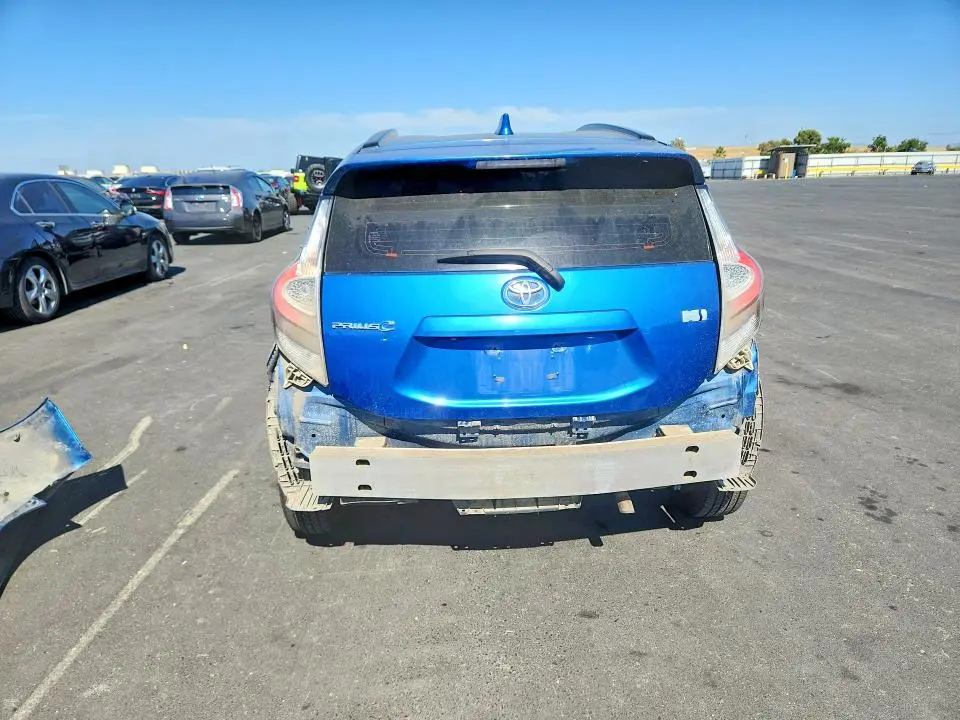 2018 TOYOTA PRIUS C   