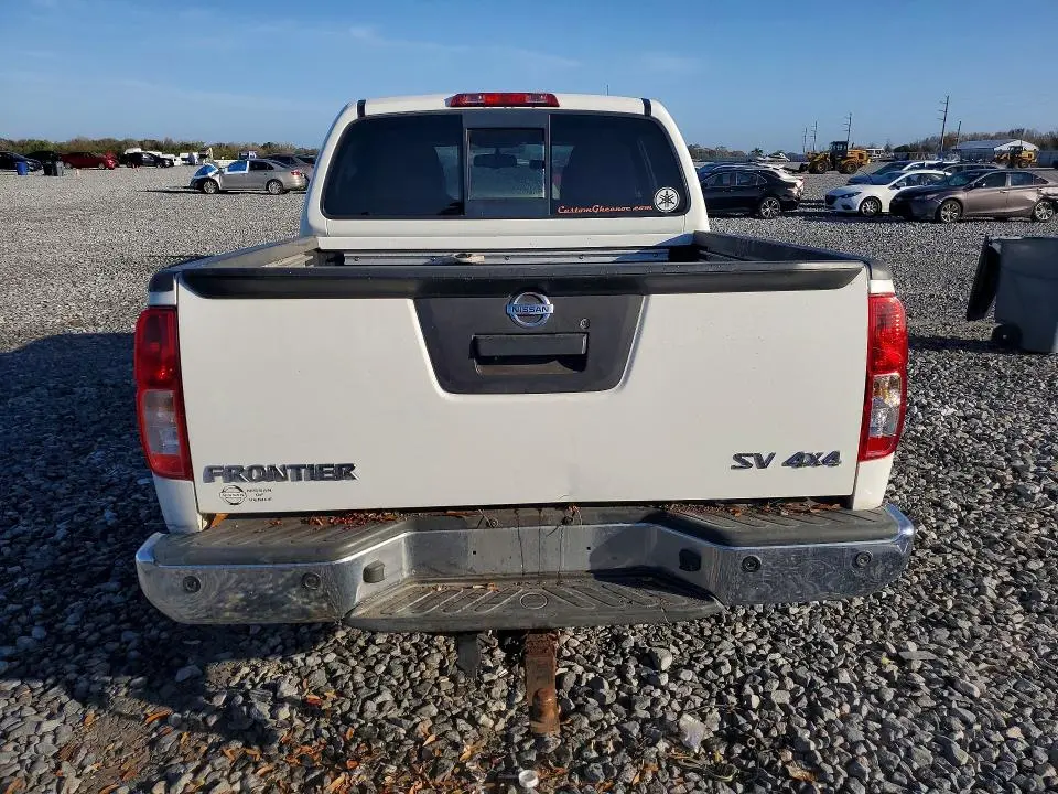 2019 NISSAN FRONTIER SV  