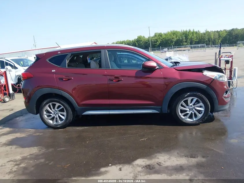 2017 HYUNDAI TUCSON SE