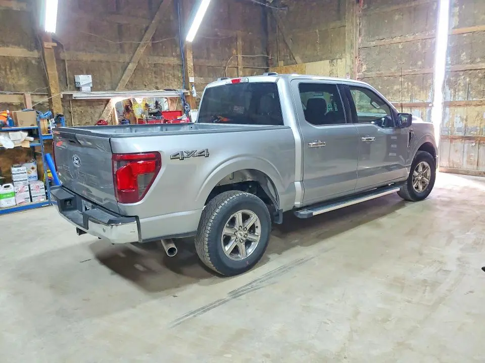 2025 FORD F150 XLT  