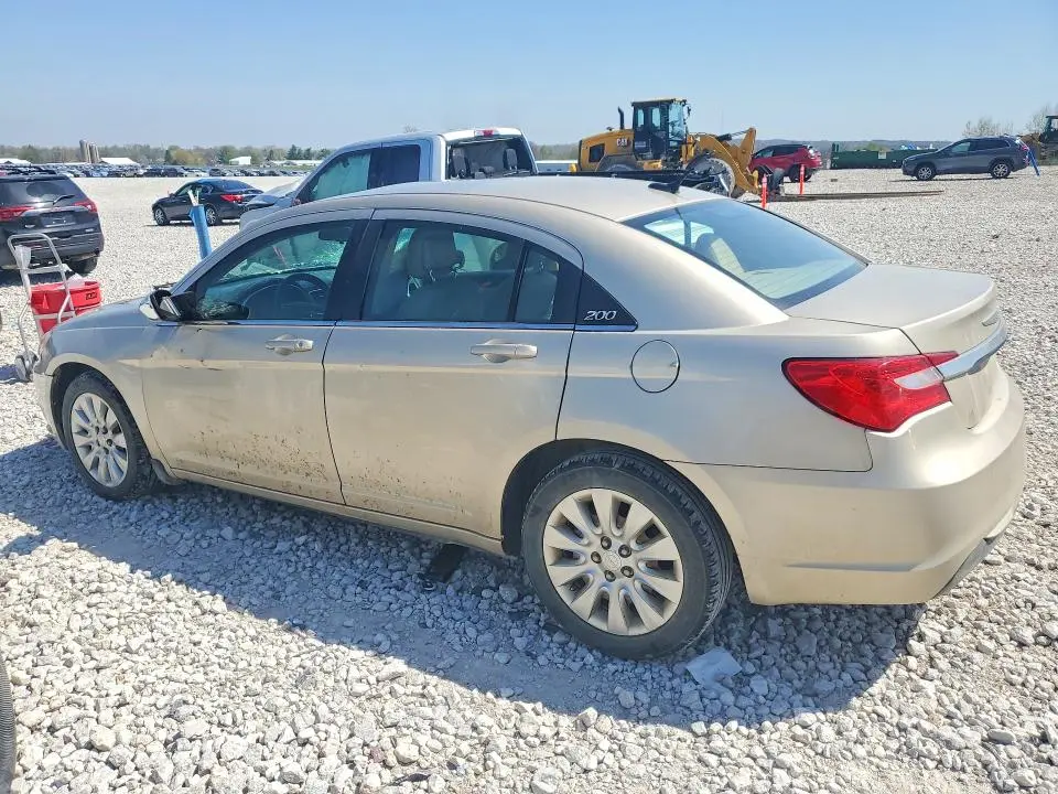 2013 CHRYSLER 200 LX  
