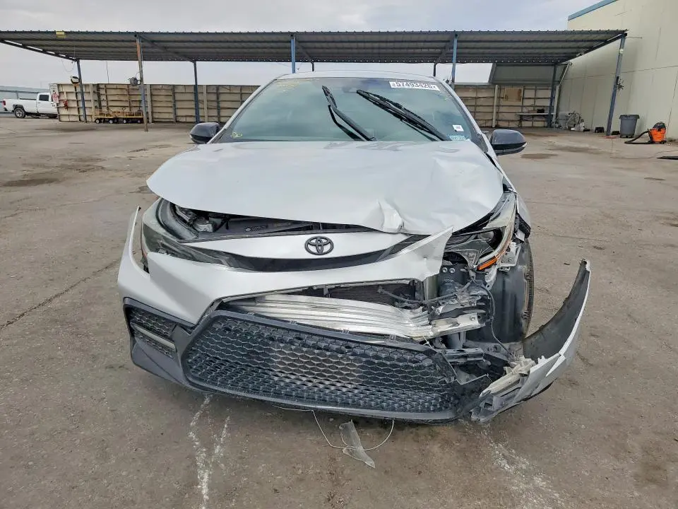 2021 TOYOTA COROLLA SE NIGHTSHADE EDITION  