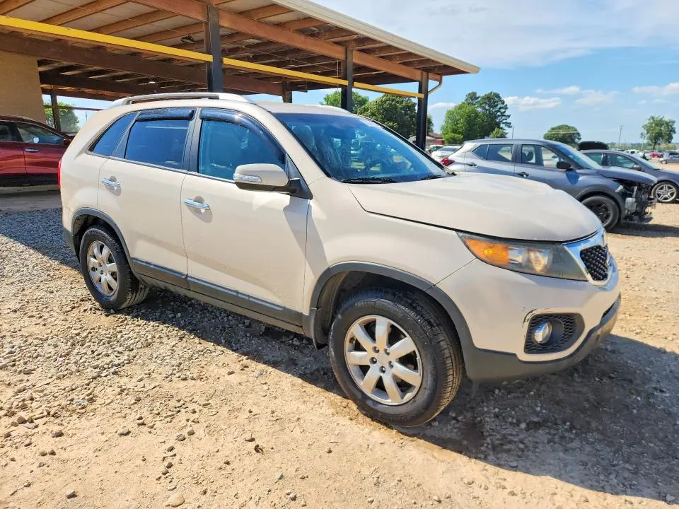 2011 KIA SORENTO LX  