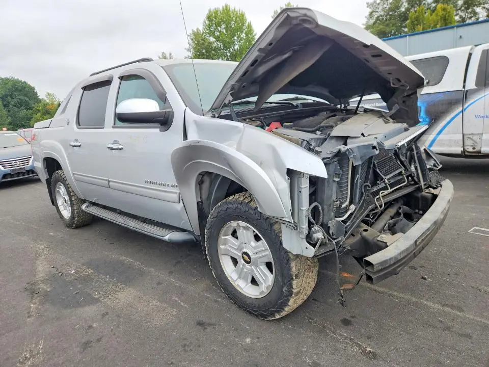 2013 CHEVROLET AVALANCHE LT  