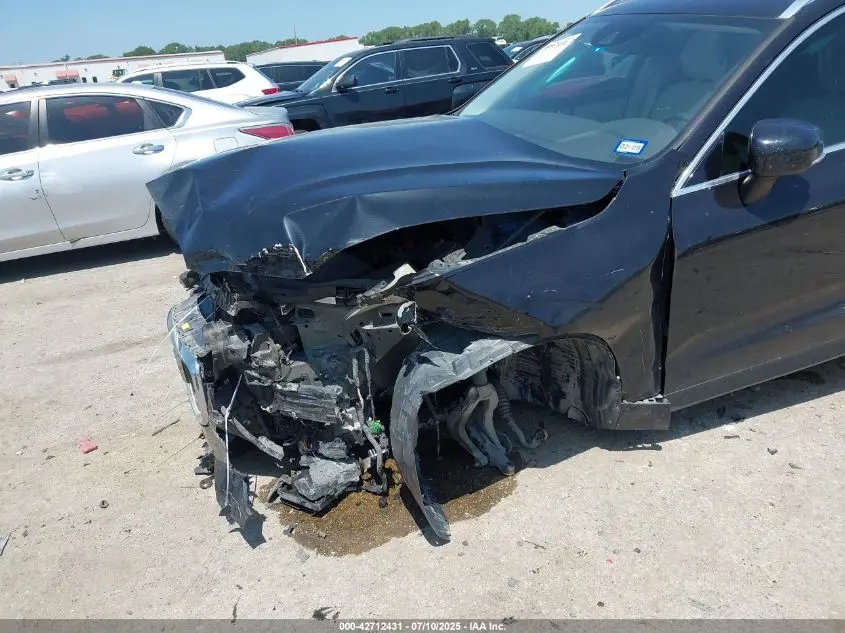 2018 VOLVO XC60 T5 MOMENTUM