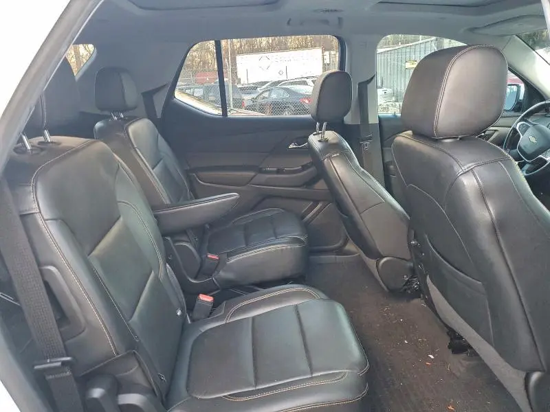 2019 CHEVROLET TRAVERSE LT  