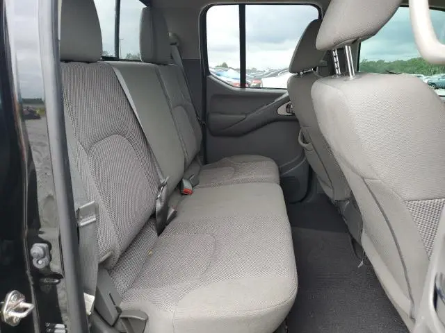 2019 NISSAN FRONTIER S  